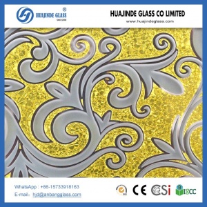 الزجاج الجليدى