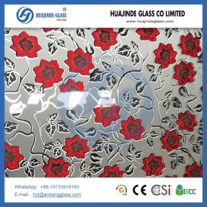 الزجاج الجليدى